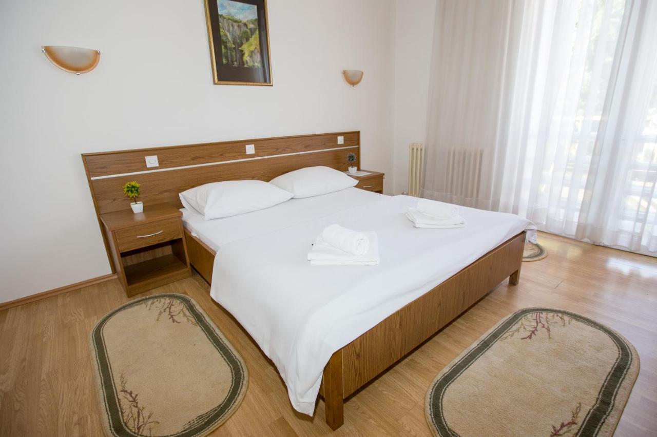 Hotel Onogost Nikšić Екстериор снимка